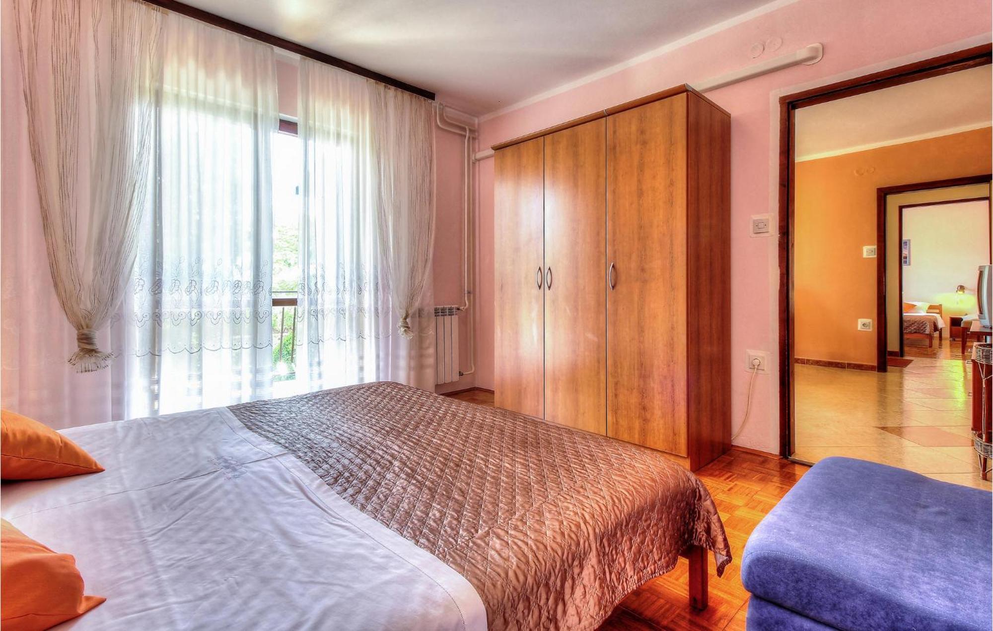 Amazing Apartment In Porec With Wifi ภายนอก รูปภาพ